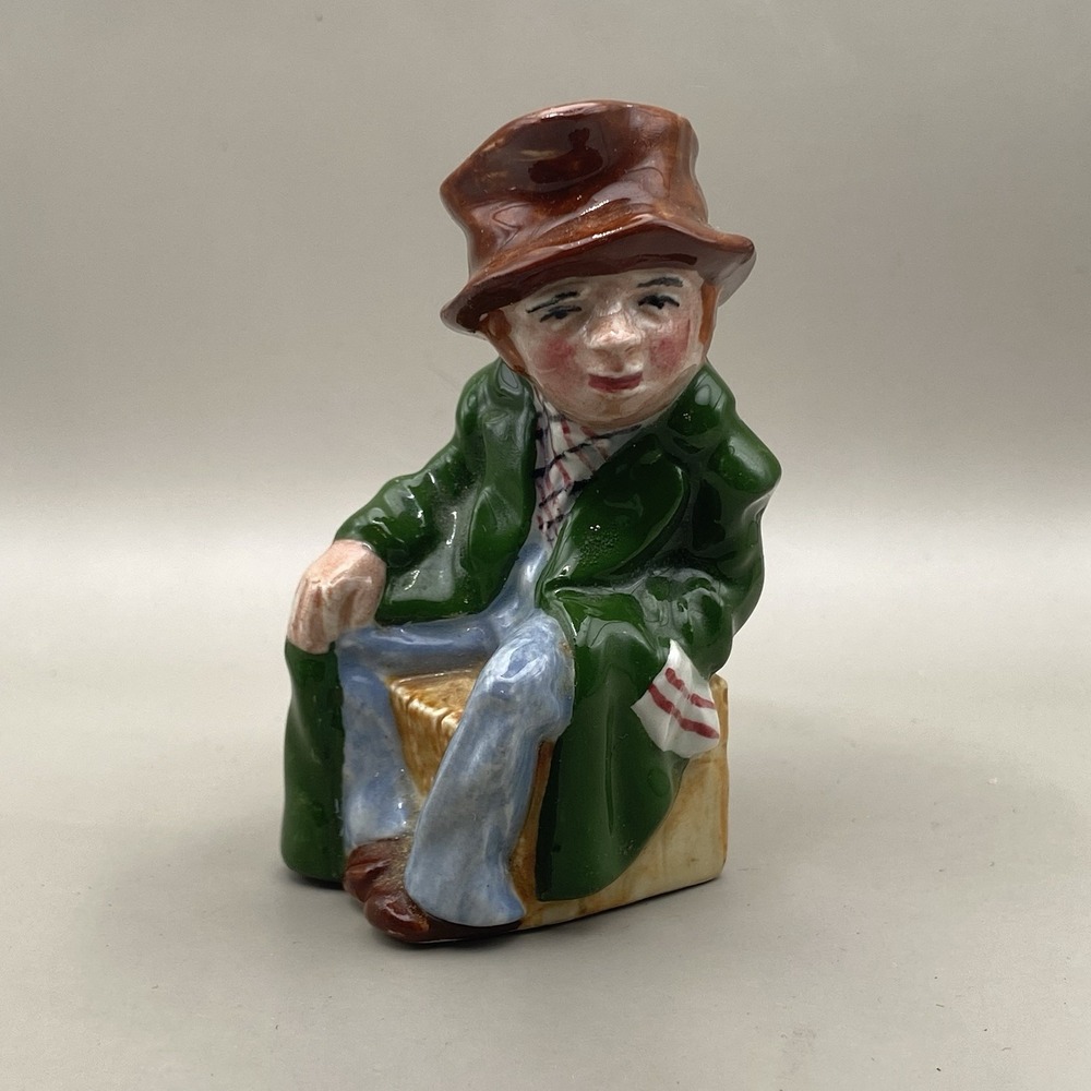 Vintage Artone Mini Artful Dodger Toby‎ Style Charles Dickens Oliver Twist 3"